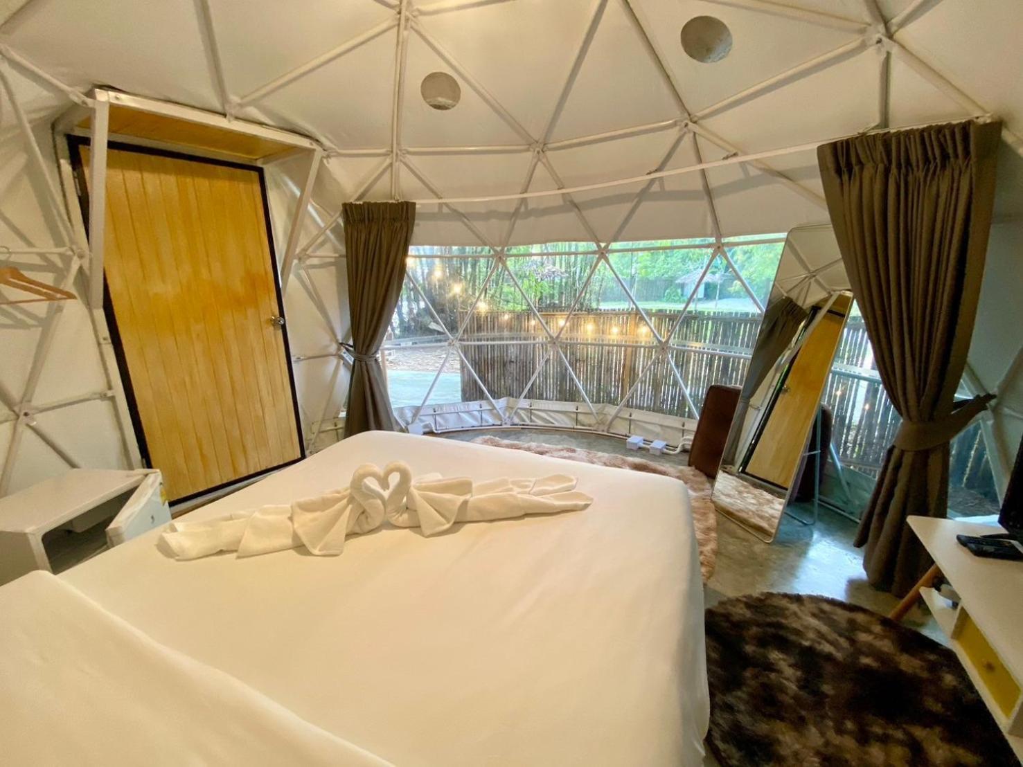 Baan Nai Baan Nok Resort Nakhon Nayok Buitenkant foto
