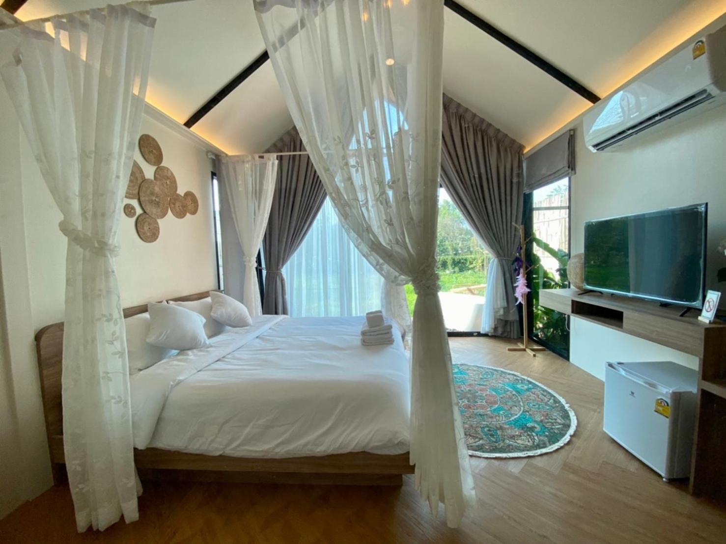 Baan Nai Baan Nok Resort Nakhon Nayok Buitenkant foto